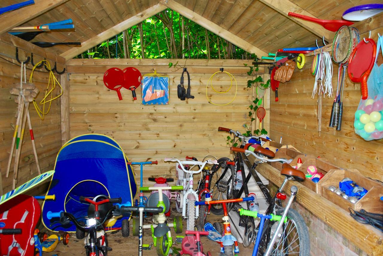 Villa Squirrel Barn Milwich Exterior foto